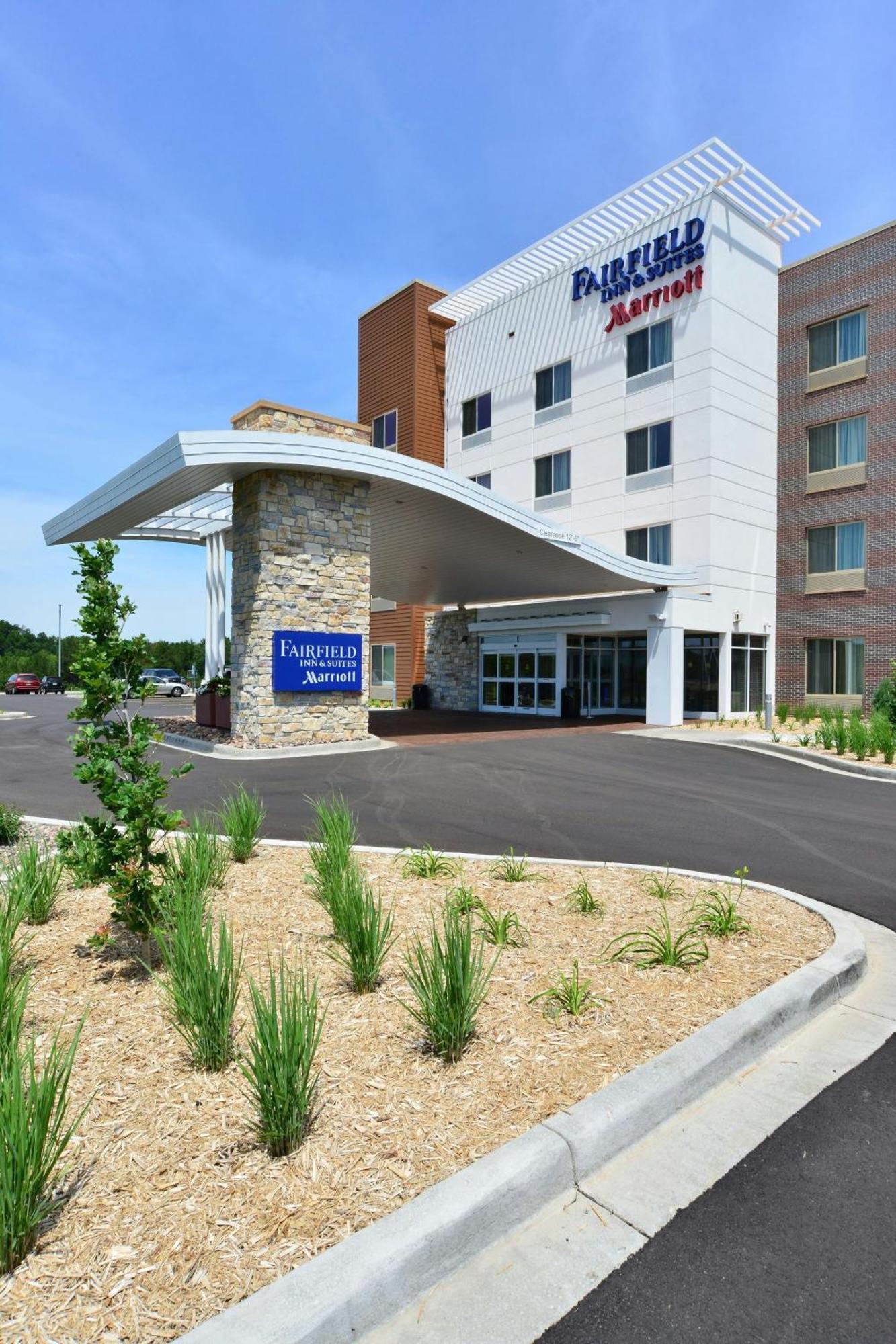 Fairfield Inn & Suites By Marriott Eau Claire/Chippewa Falls Zewnętrze zdjęcie
