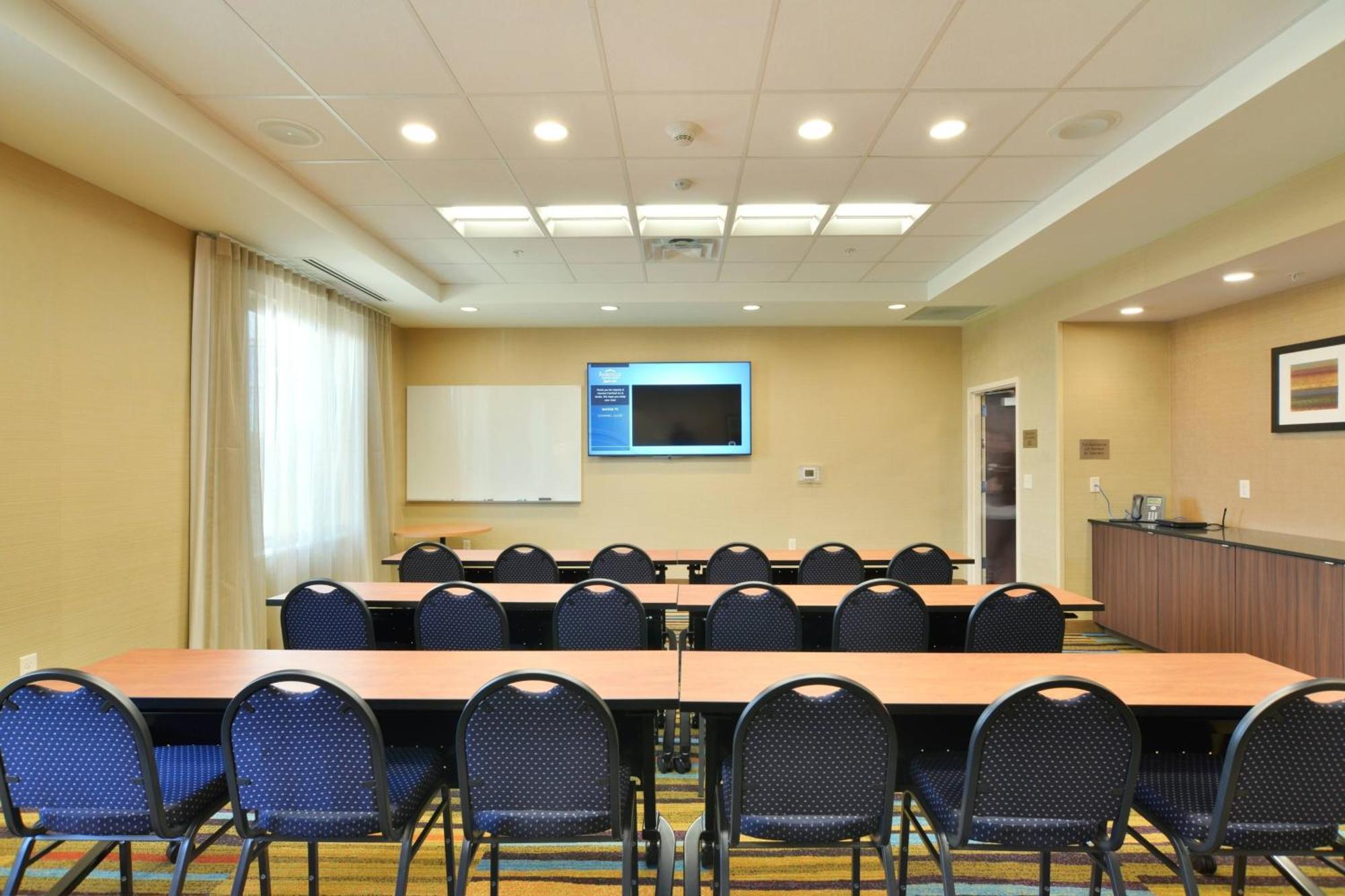Fairfield Inn & Suites By Marriott Eau Claire/Chippewa Falls Zewnętrze zdjęcie