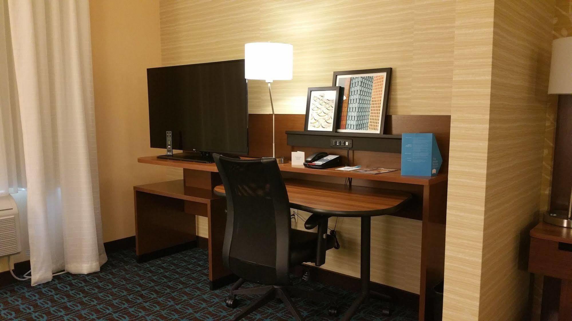 Fairfield Inn & Suites By Marriott Eau Claire/Chippewa Falls Zewnętrze zdjęcie